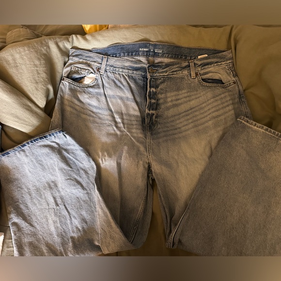Old Navyy baloon (aka barrel) jeans - Picture 2 of 3